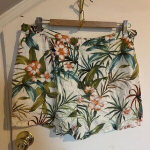 Lost + Wander Paradise Isle Shorts In Tropical Floral